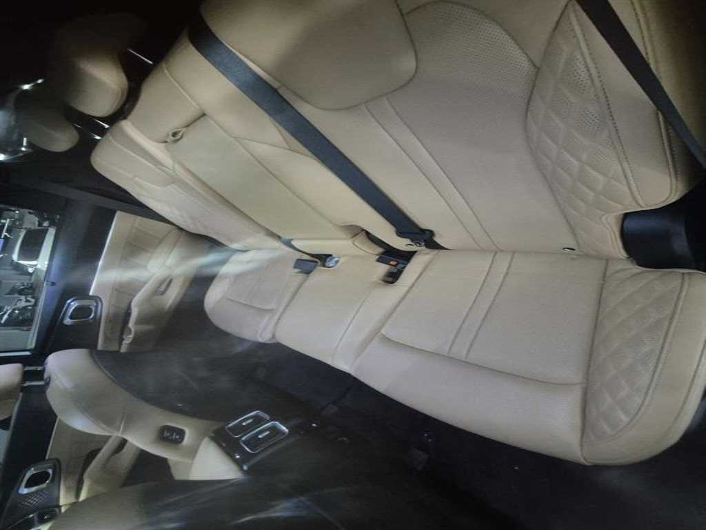 KIA Sorento - Vista 7