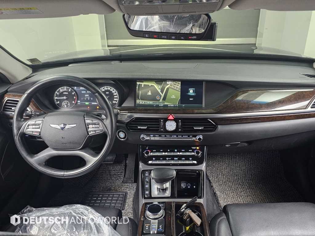 Genesis EQ900 - Vista 7