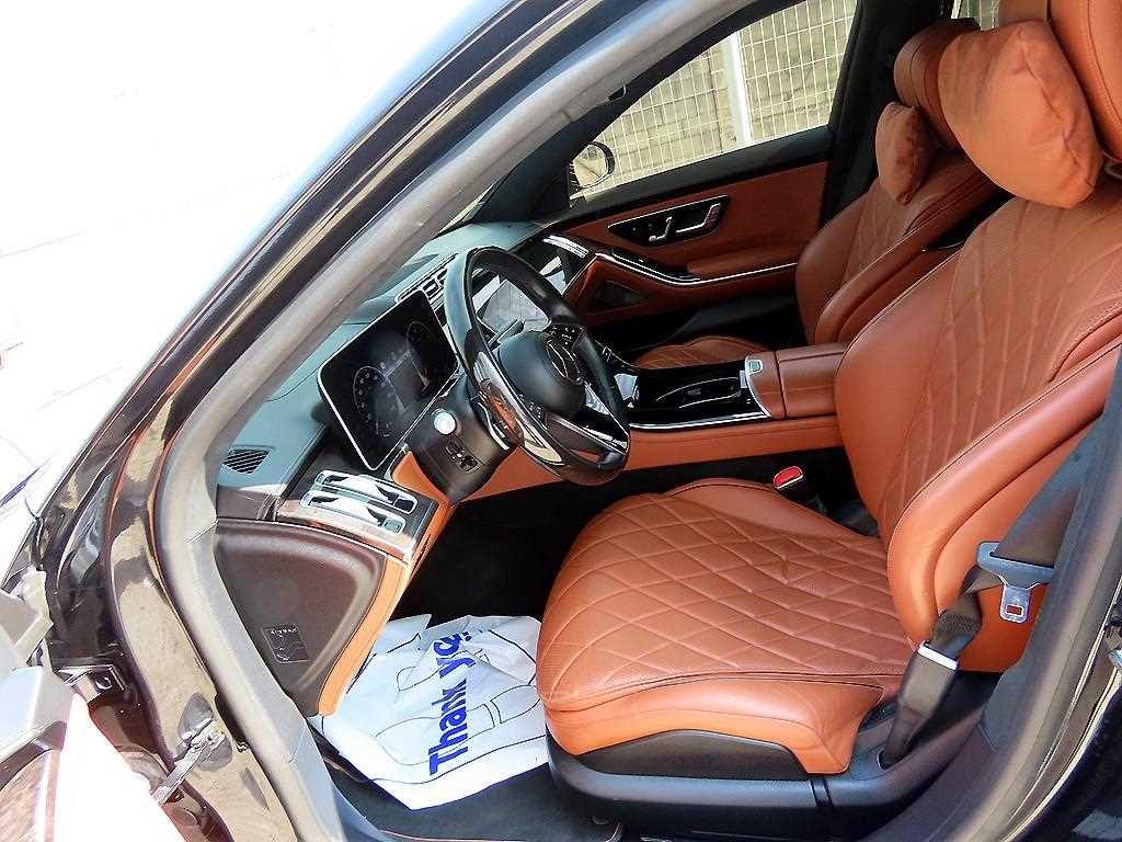 Mercedes Benz S Class - Vista 5