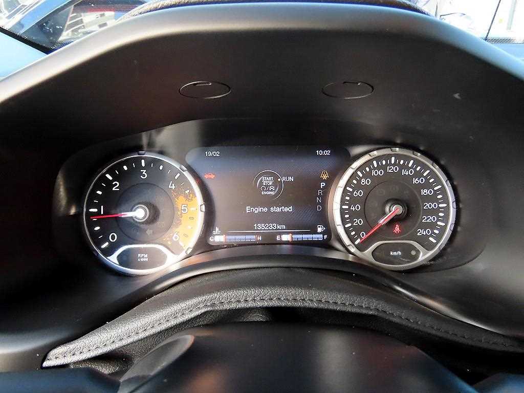 Jeep Renegade - Vista 9