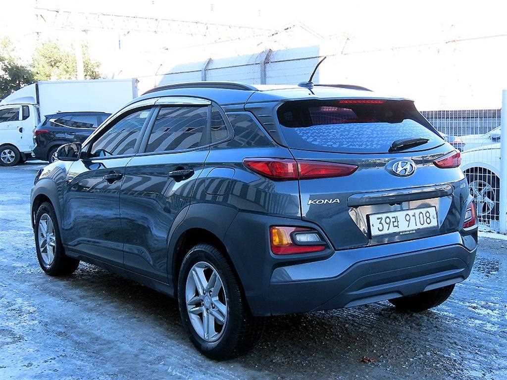 HYUNDAI Kona - Vista 3