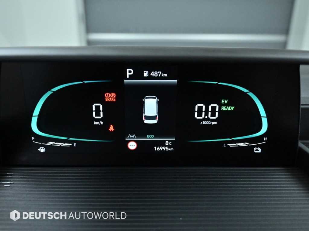 HYUNDAI Staria - Vista 8