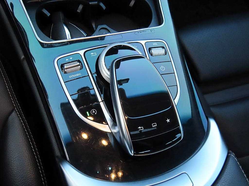 Mercedes Benz C Class 2016 Blanco - Importación desde Corea - HF Imports Iquique - Foto 13