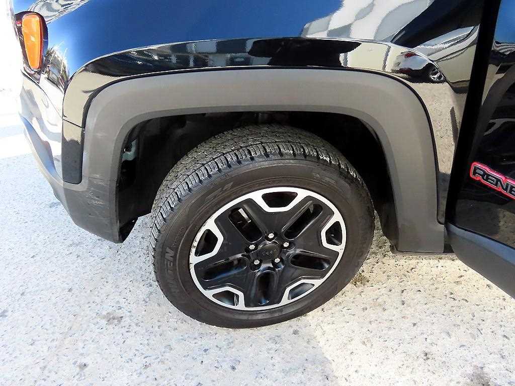 Jeep Renegade 2017 Negro - Importación desde Corea - HF Imports Iquique - Foto 19