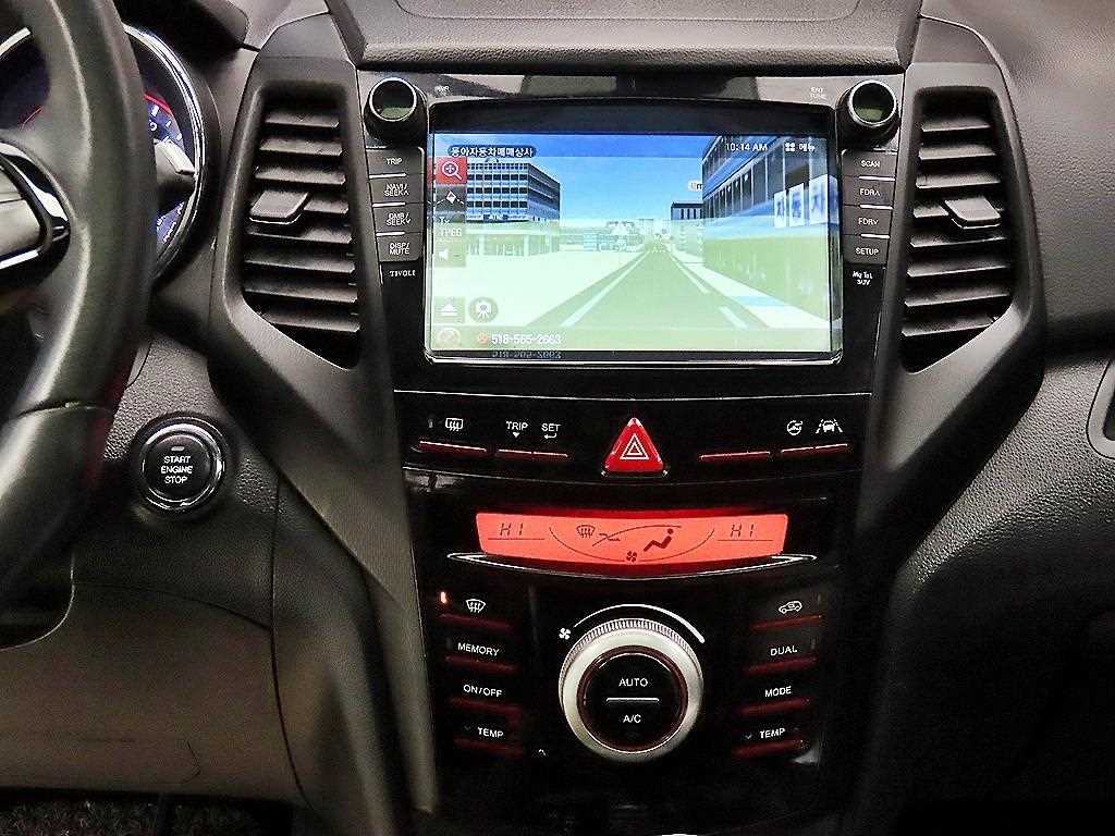 Ssangyong Tivoli 2017 Blanco - Importación desde Corea - HF Imports Iquique - Foto 14