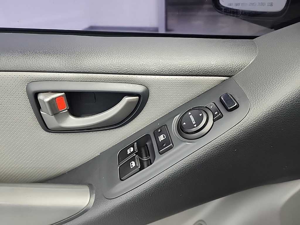 HYUNDAI Starex 2017 Negro - Importación desde Corea - HF Imports Iquique - Foto 13