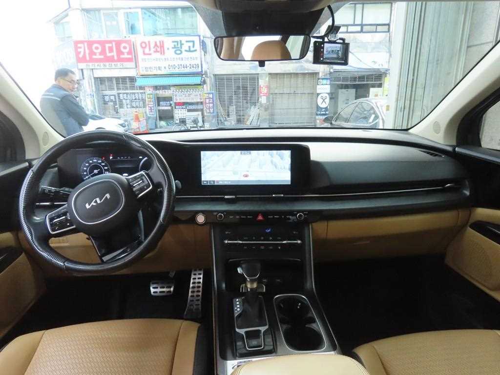 KIA Carnival - Vista 7