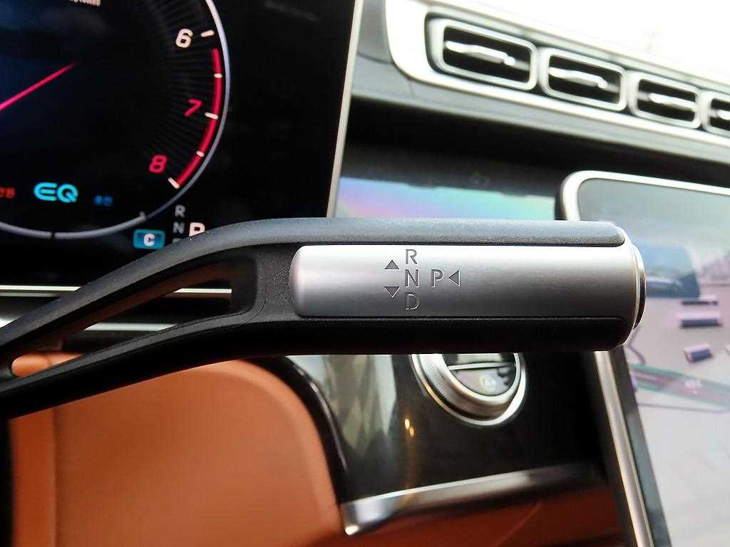 Mercedes Benz S Class - Vista 11