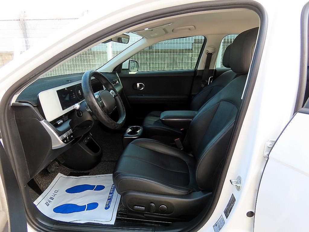 HYUNDAI Ioniq 5 - Vista 5