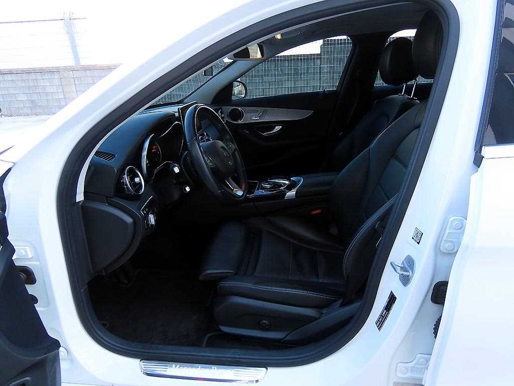 Mercedes Benz C Class - Vista 5