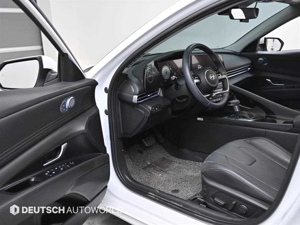 HYUNDAI Avante - Vista 11