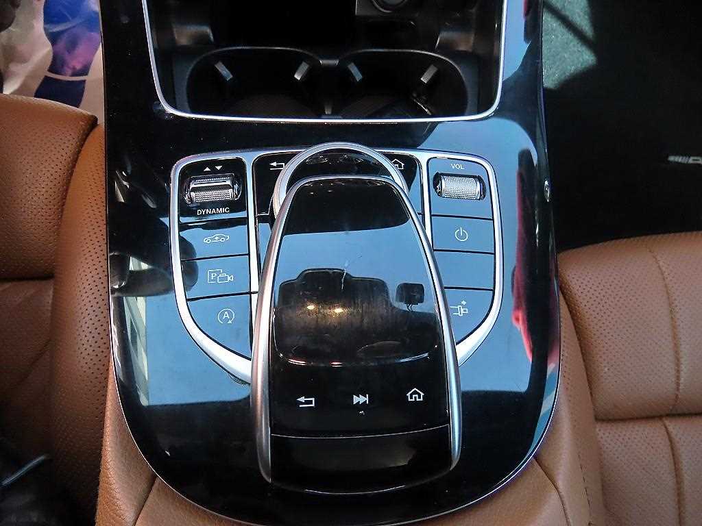 Mercedes Benz E class 2018 Blanco - Importación desde Corea - HF Imports Iquique - Foto 13