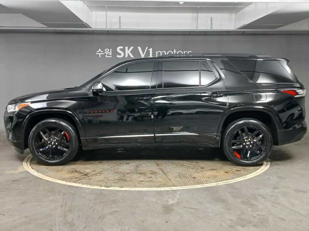 Chevrolet Travers - Vista 2