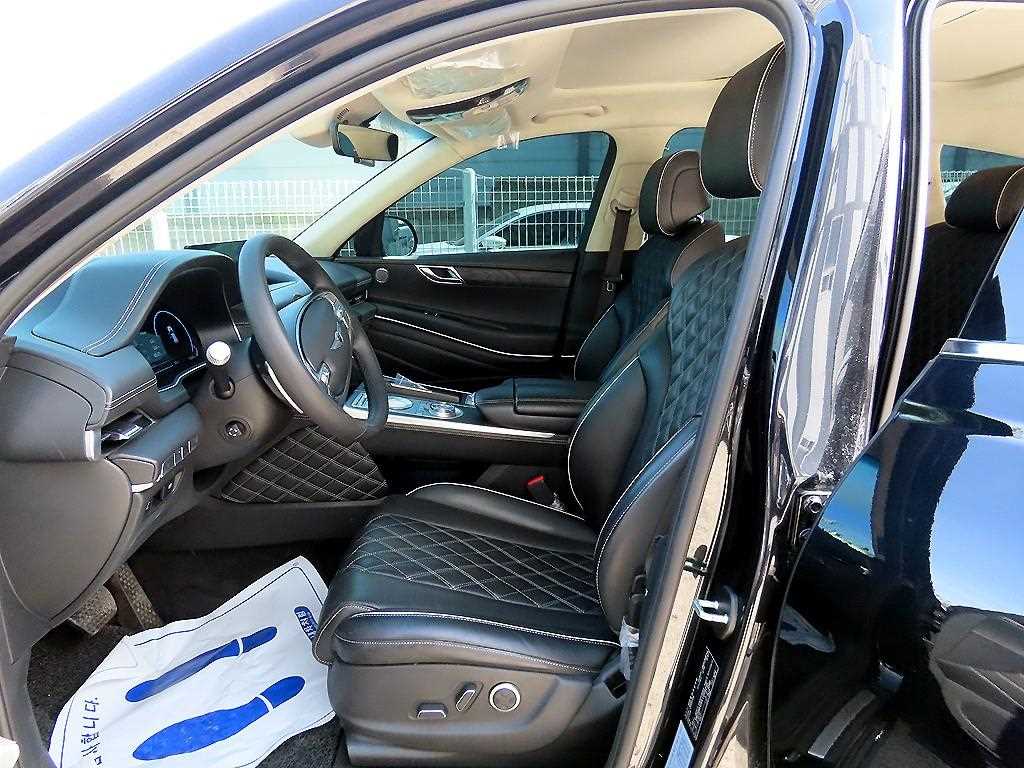 Genesis GV80 - Vista 5