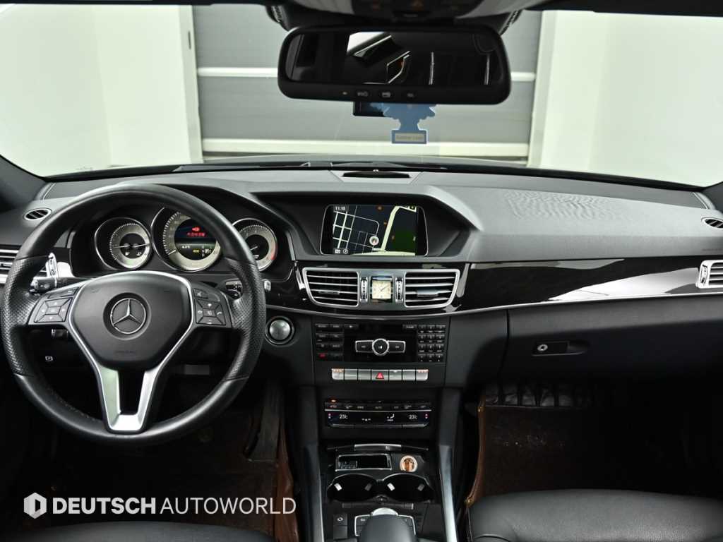 Mercedes Benz E class - Vista 7