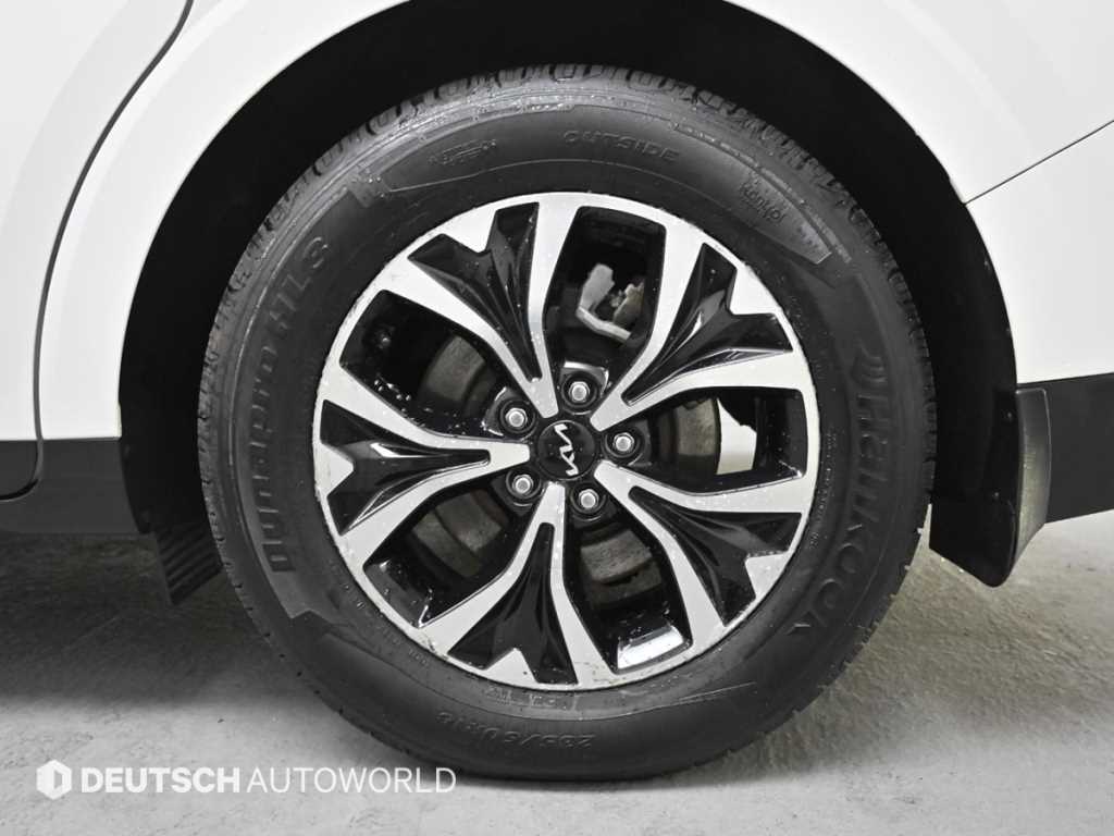 KIA Carnival - Vista 5