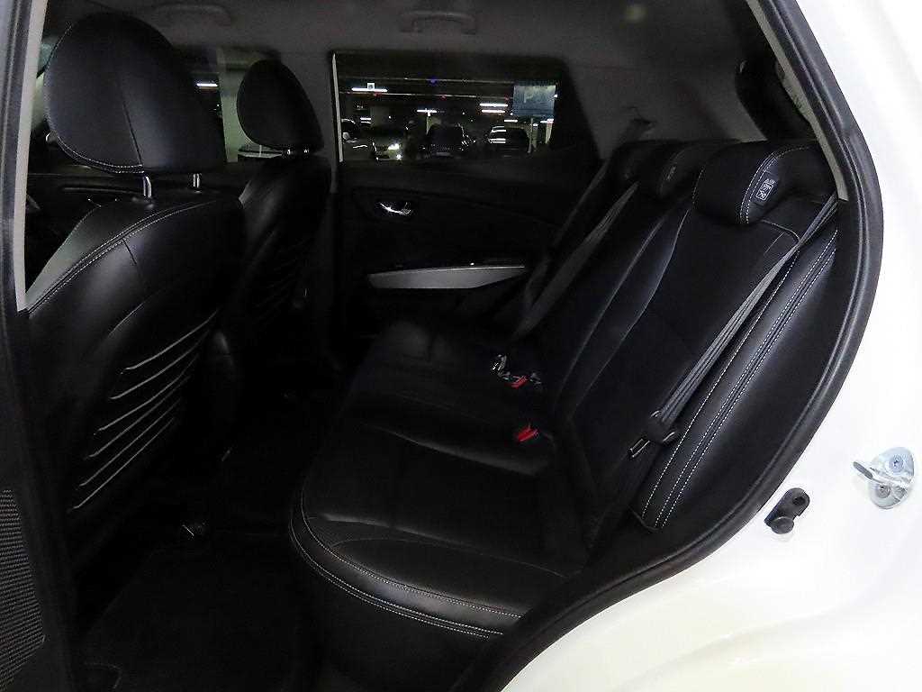 Ssangyong Tivoli - Vista 7