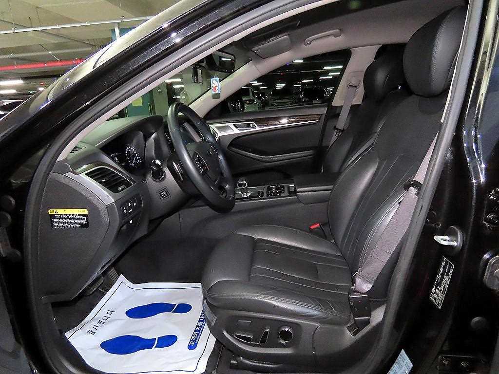 Genesis G80 - Vista 6