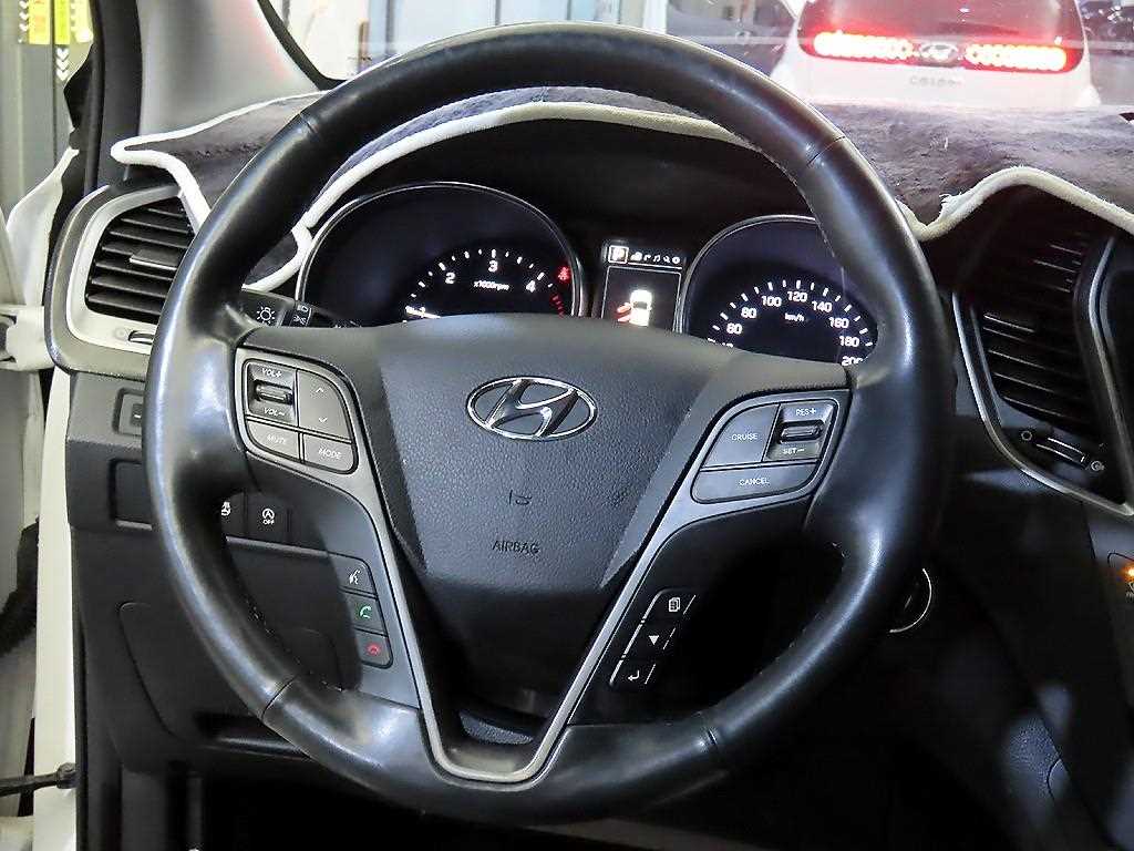 HYUNDAI Santa Fe - Vista 8