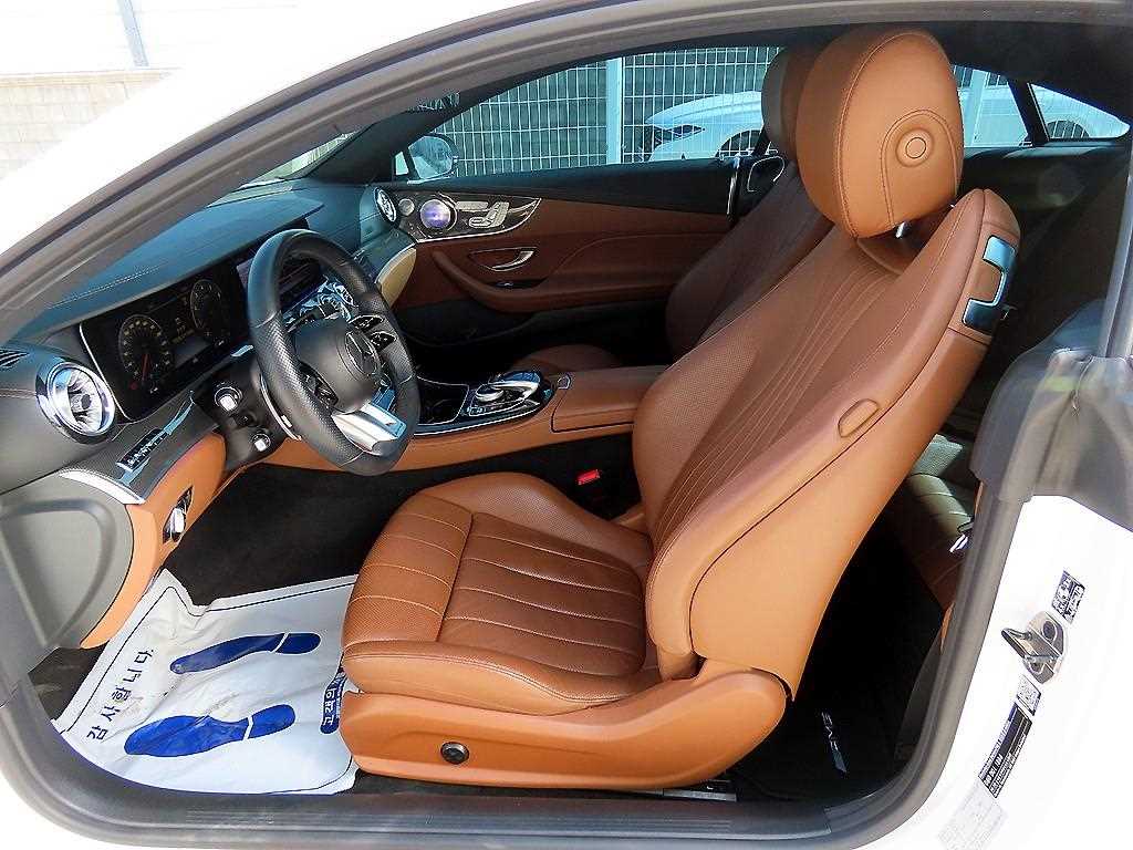 Mercedes Benz E class - Vista 6