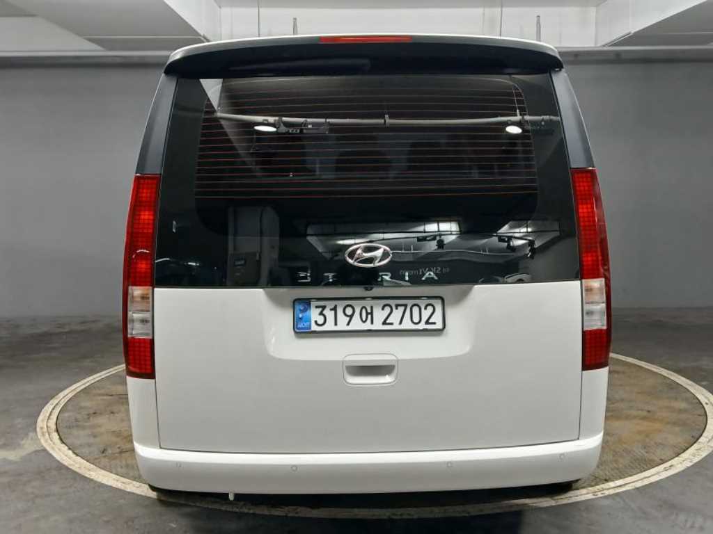 HYUNDAI Staria - Vista 5