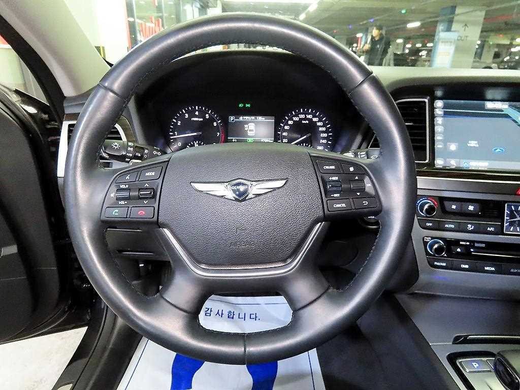 Genesis G80 - Vista 8