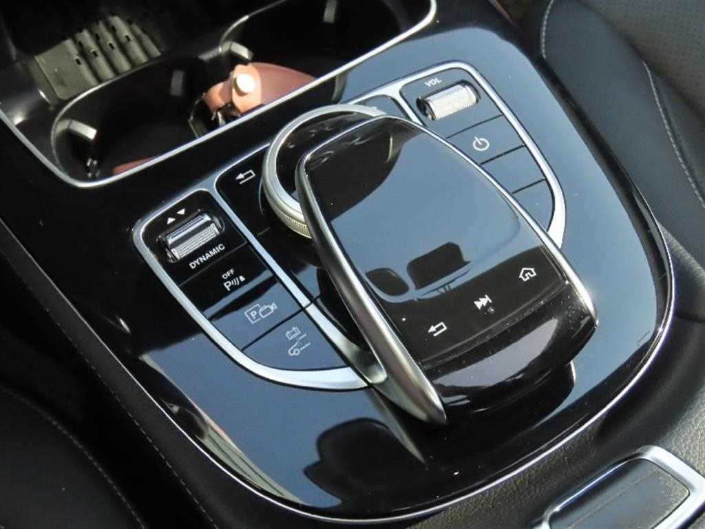 Mercedes Benz E class - Vista 6