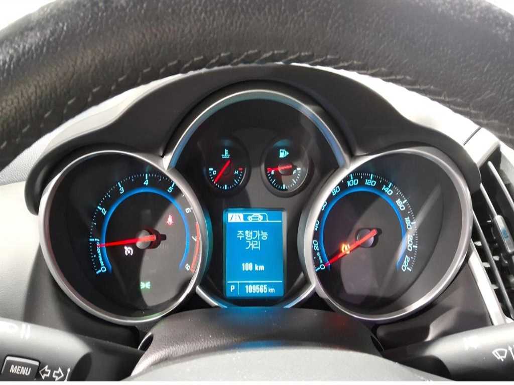 Chevrolet Cruise - Vista 5