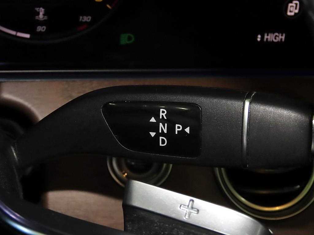 Mercedes Benz E class 2022 Blanco - Importación desde Corea - HF Imports Iquique - Foto 13