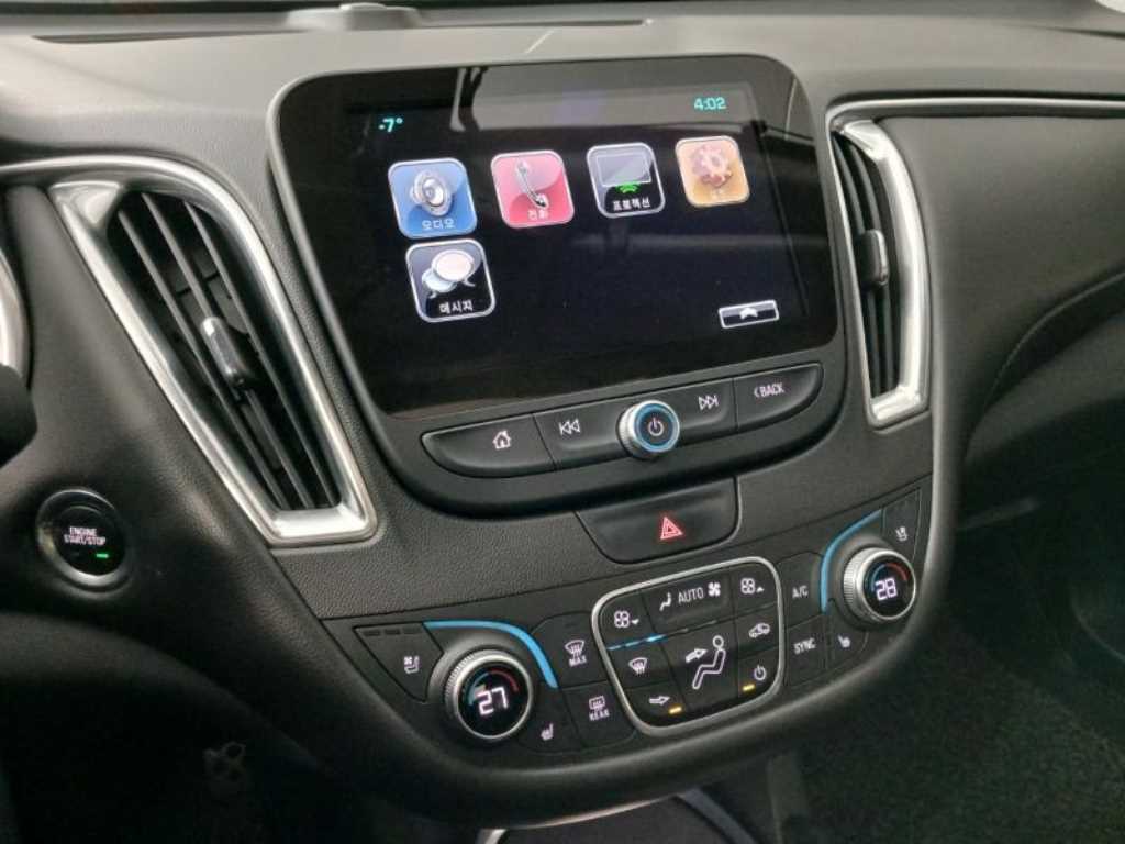 Chevrolet Malibu 2017 Blanco - Importación desde Corea - HF Imports Iquique - Foto 13