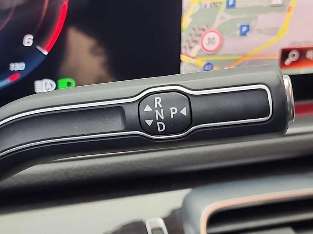 Mercedes Benz GLE Class - Vista 8