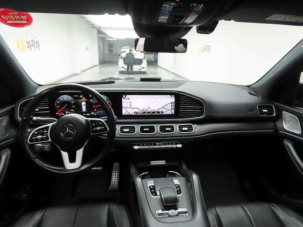 Mercedes Benz GLS Class - Vista 6