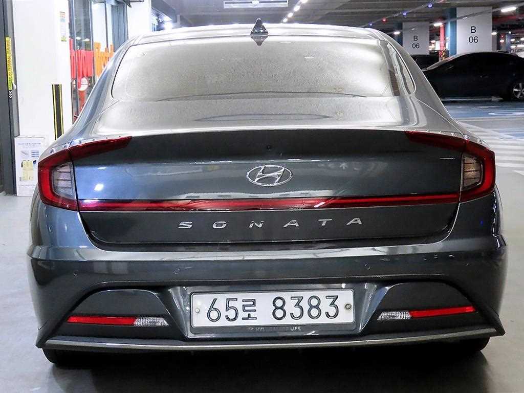 HYUNDAI Sonata - Vista 5