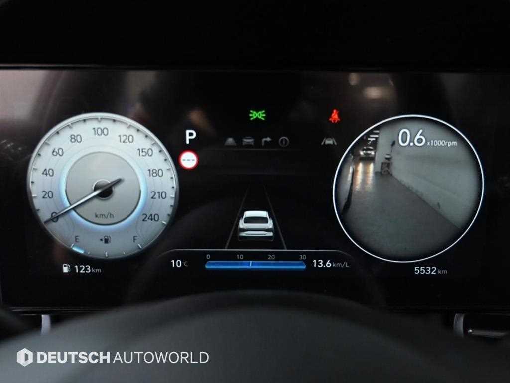 HYUNDAI Avante - Vista 8