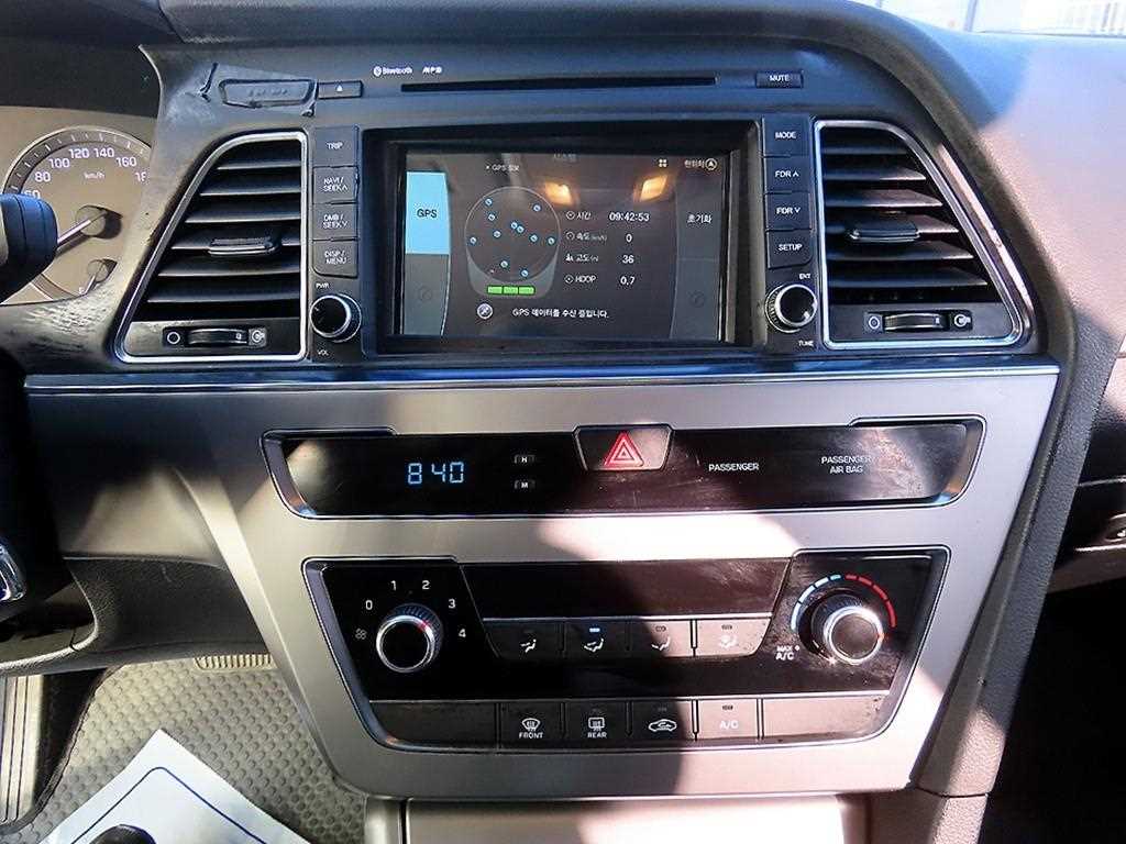 HYUNDAI Sonata 2016 Gris - Importación desde Corea - HF Imports Iquique - Foto 13