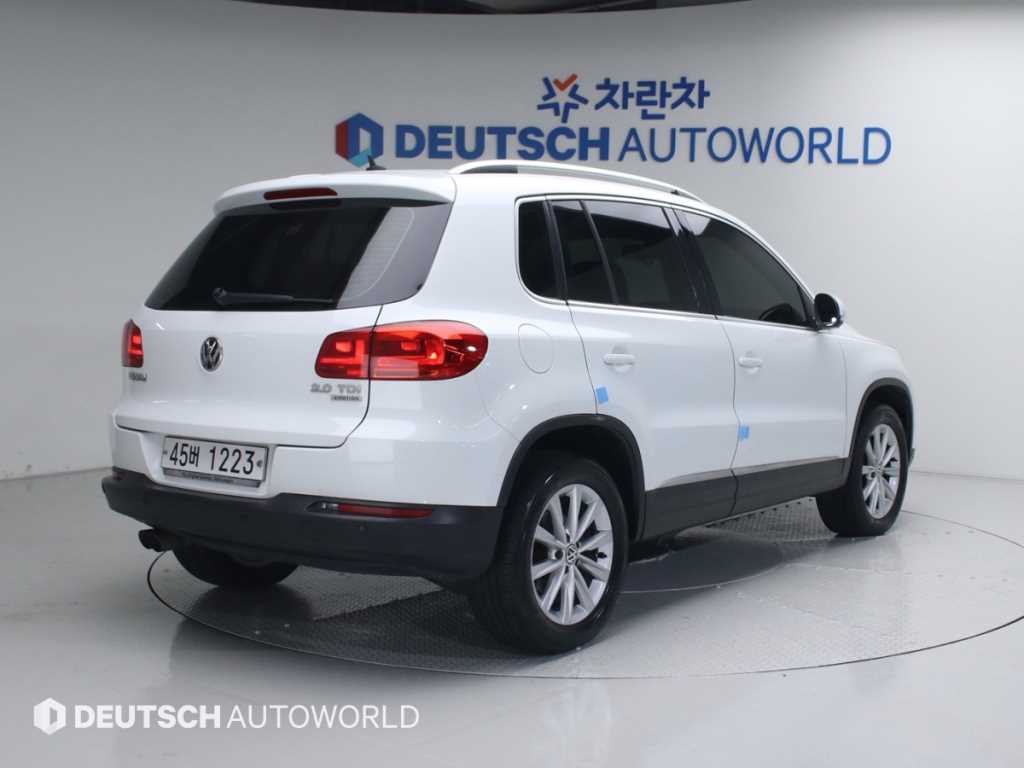 Volkswagen Tiguan - Vista 2