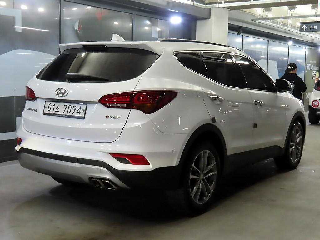 HYUNDAI Santa Fe - Vista 4