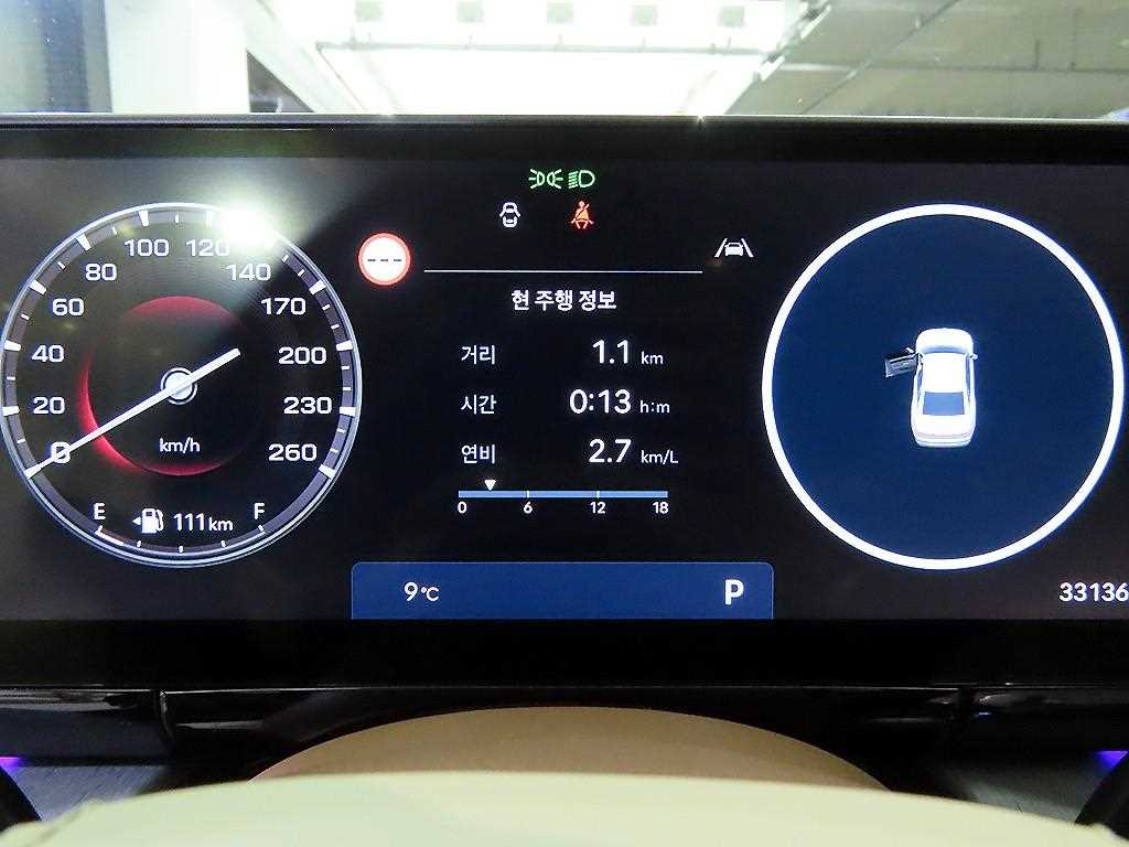 HYUNDAI Grandeur - Vista 9