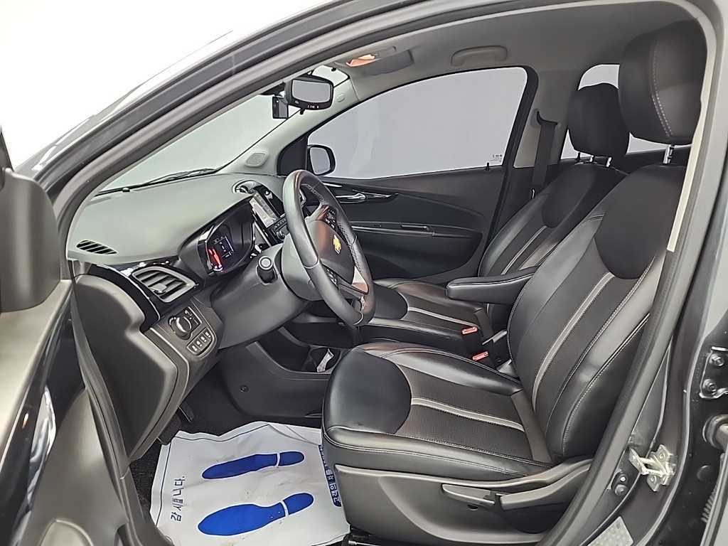 Chevrolet Spark - Vista 11