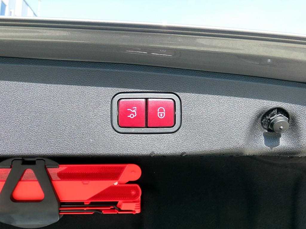 Mercedes Benz E class 2015 Gris - Importación desde Corea - HF Imports Iquique - Foto 16