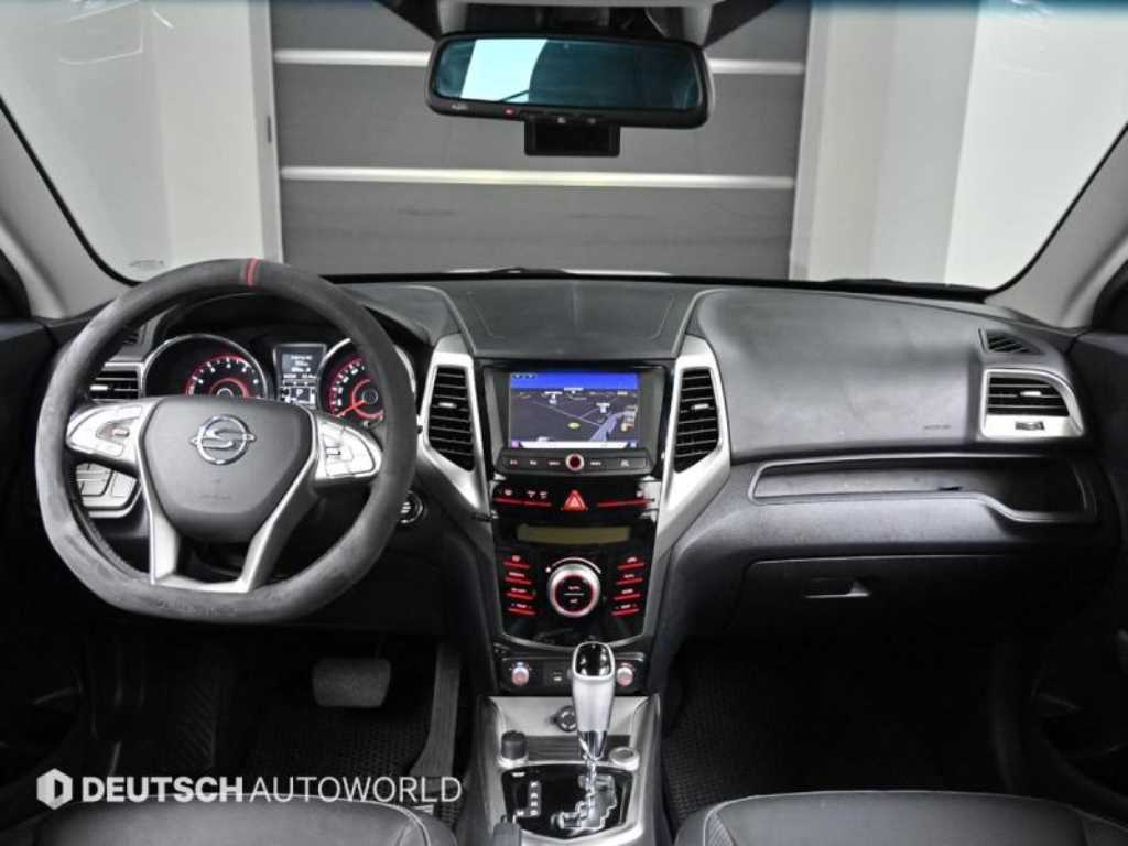 Ssangyong Tivoli - Vista 7