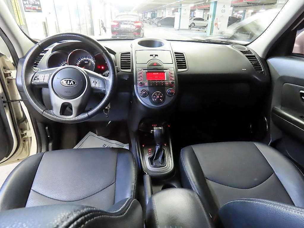 KIA Soul - Vista 10