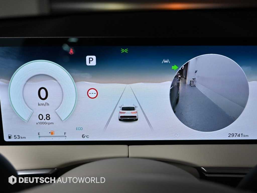 Genesis GV70 - Vista 8