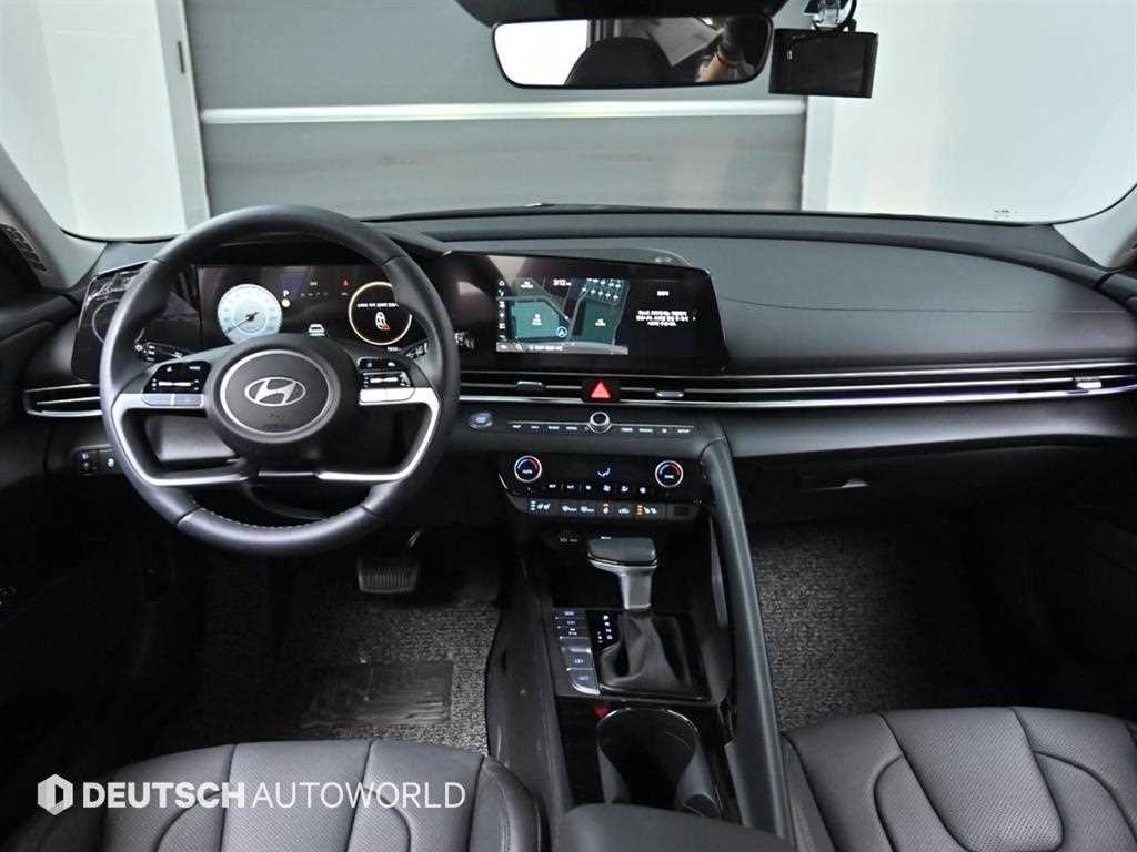 HYUNDAI Avante - Vista 7