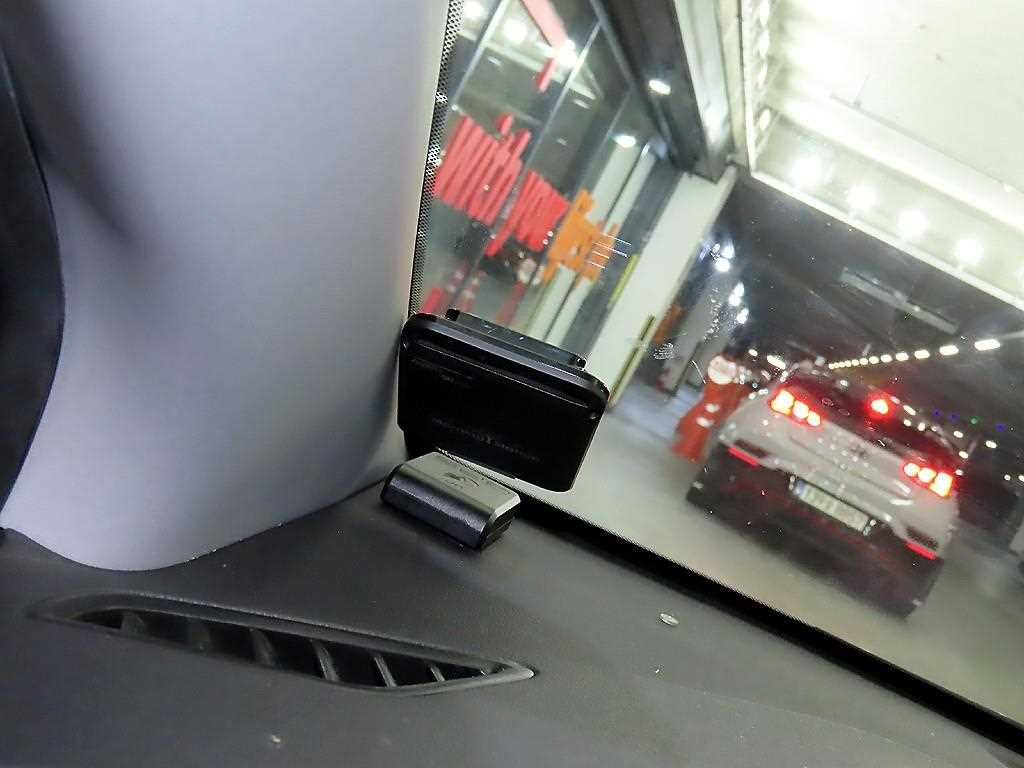 HYUNDAI Avante 2017 Gris - Importación desde Corea - HF Imports Iquique - Foto 16