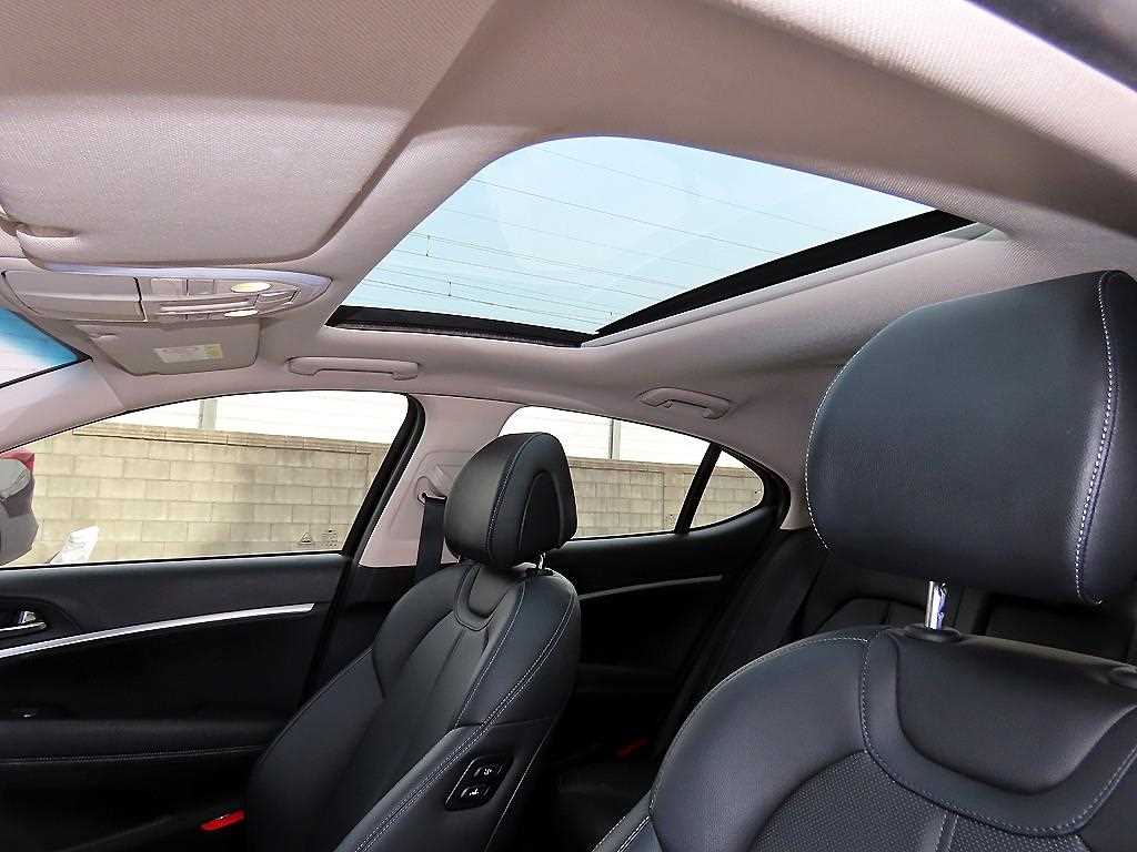 Genesis G70 2022 Negro - Importación desde Corea - HF Imports Iquique - Foto 17