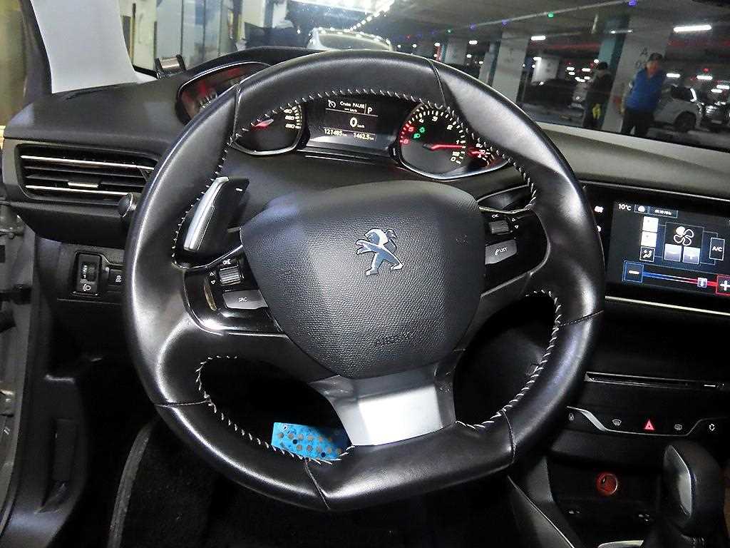 Peugeot 308 - Vista 8