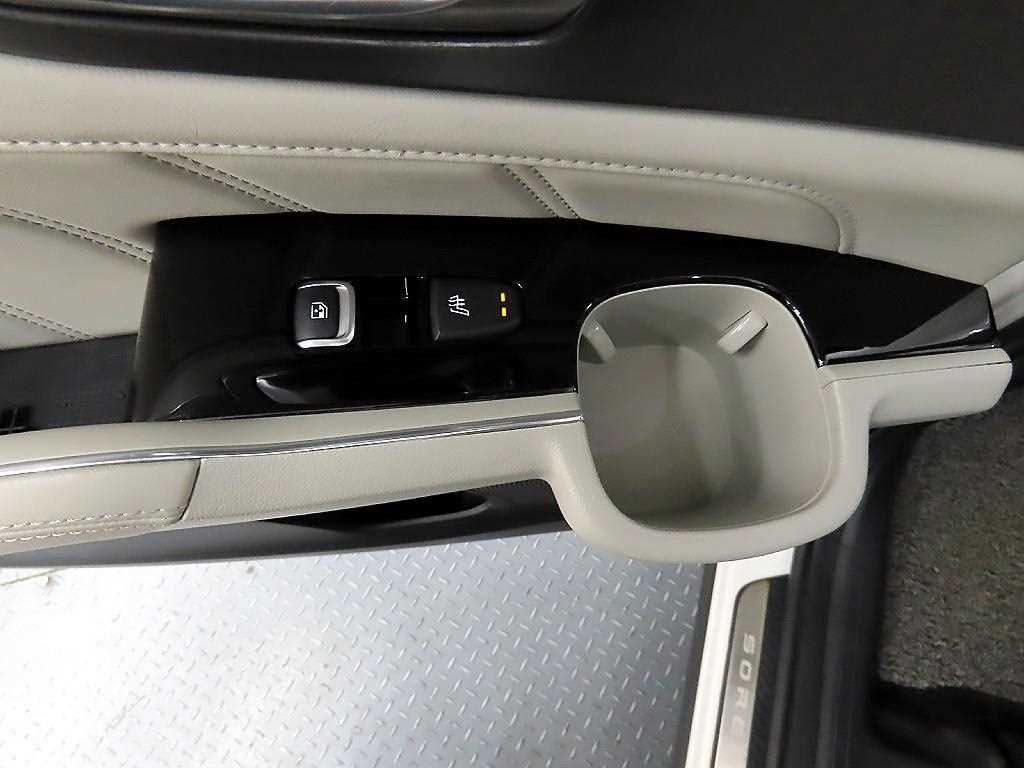 KIA Sorento - Vista 12