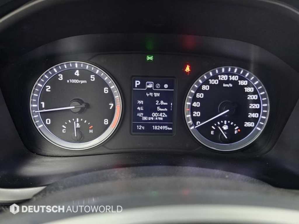 HYUNDAI Sonata - Vista 8