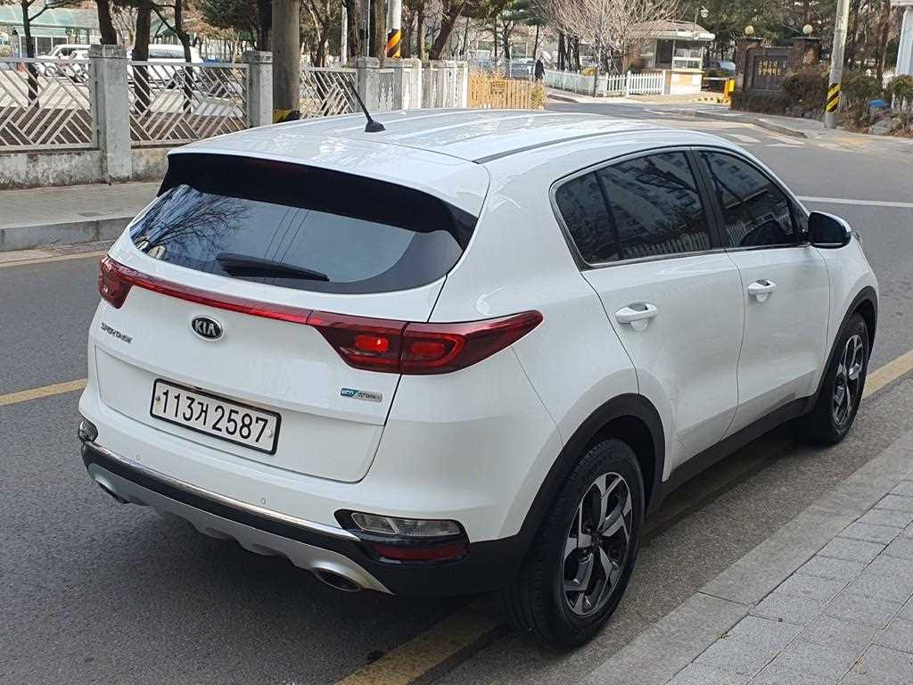 KIA Sportage - Vista 5